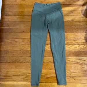 Scrunch butt leggings